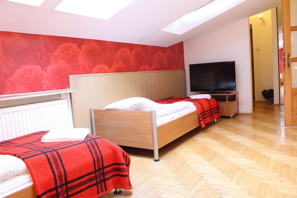 Cracow Old Town Guest House Краков Экстерьер фото