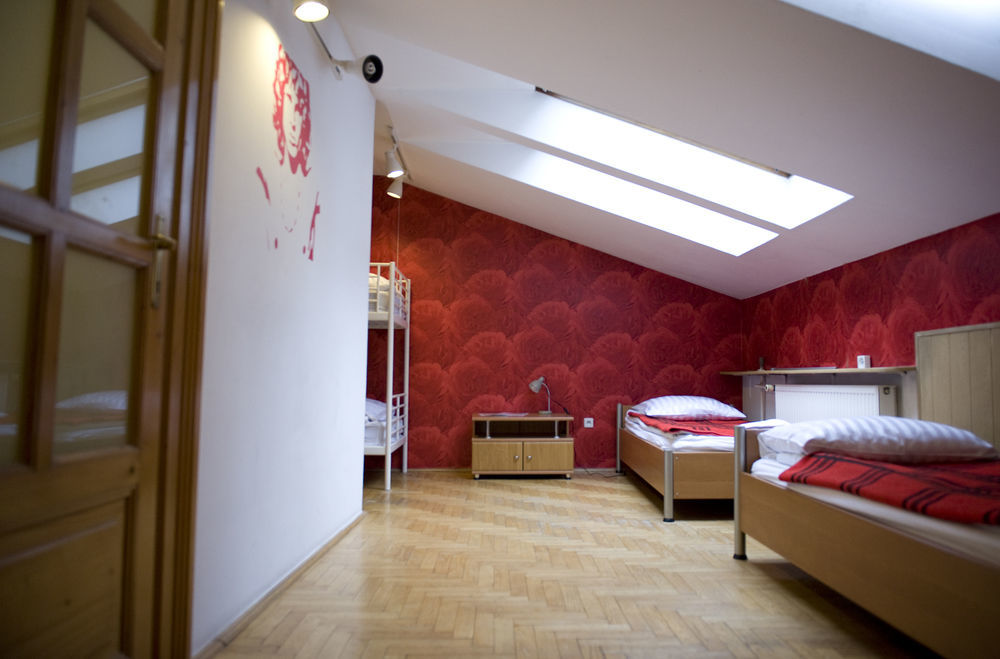Cracow Old Town Guest House Краков Экстерьер фото