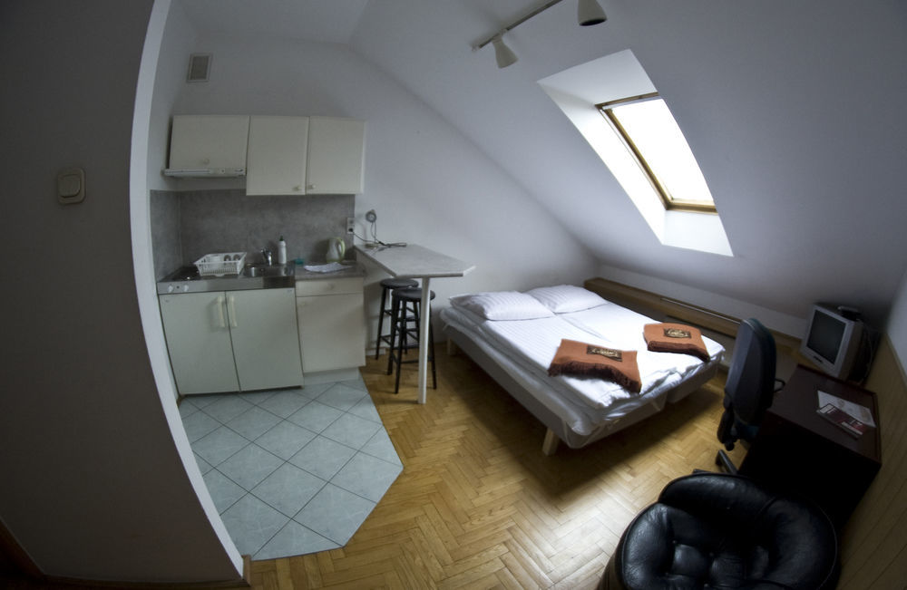Cracow Old Town Guest House Краков Экстерьер фото