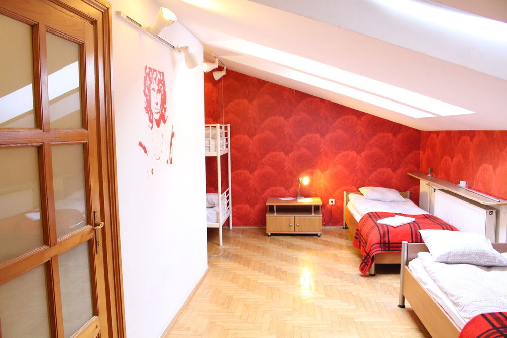 Cracow Old Town Guest House Краков Экстерьер фото